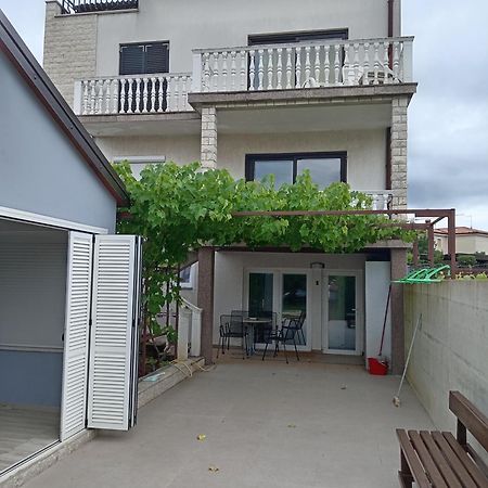 Ferienwohnung Lili Umag Exterior foto