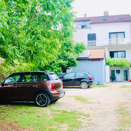 Ferienwohnung Lili Umag Exterior foto
