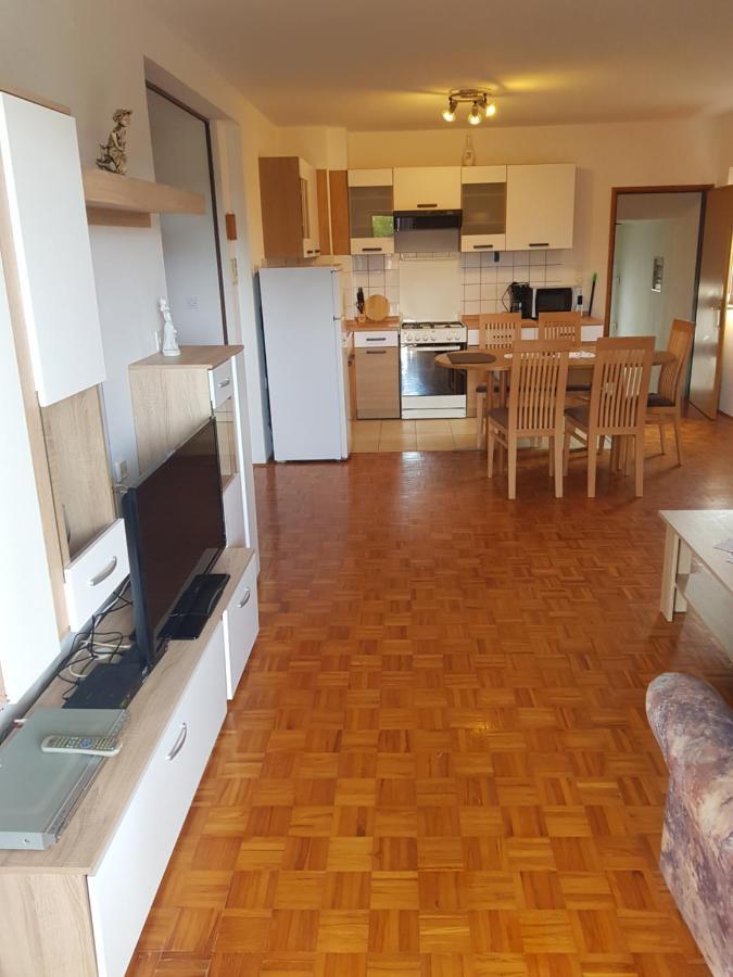 Ferienwohnung Lili Umag Exterior foto